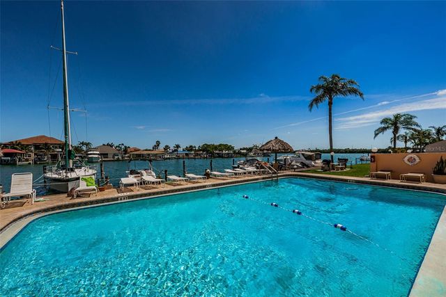 51 ISLAND WAY 306, Clearwater Beach, FL 33767