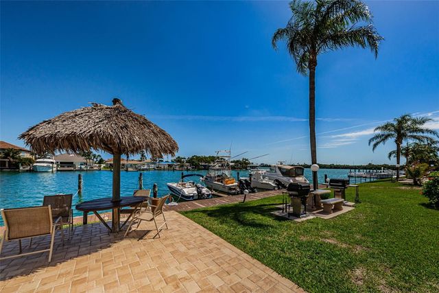 51 ISLAND WAY 306, Clearwater Beach, FL 33767