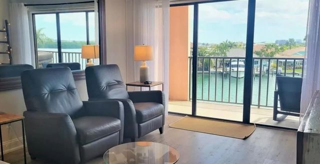 51 ISLAND WAY 306, Clearwater Beach, FL 33767