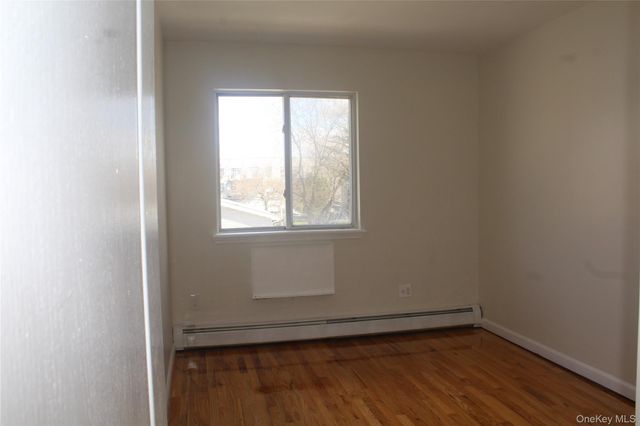 274 Robinson Avenue 1, Bronx, NY 10465