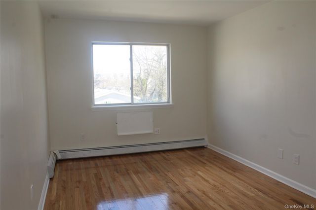 274 Robinson Avenue 1, Bronx, NY 10465