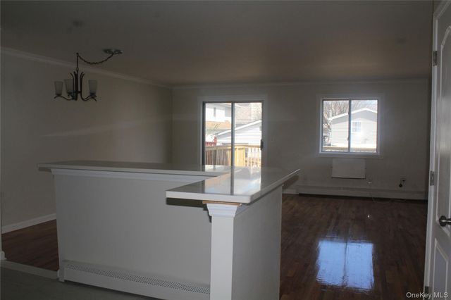 274 Robinson Avenue 1, Bronx, NY 10465