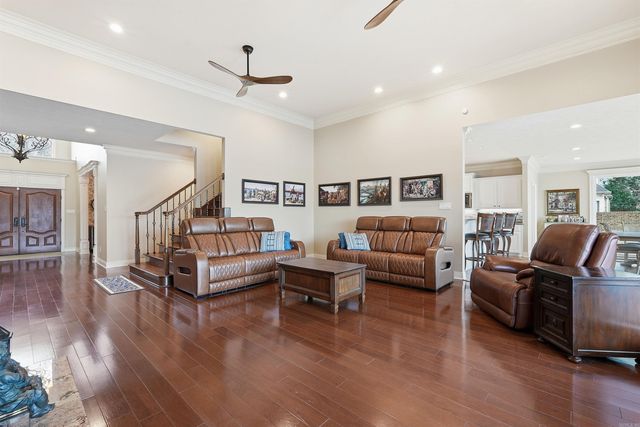 6717 Kensington Drive, Benton, AR 72019