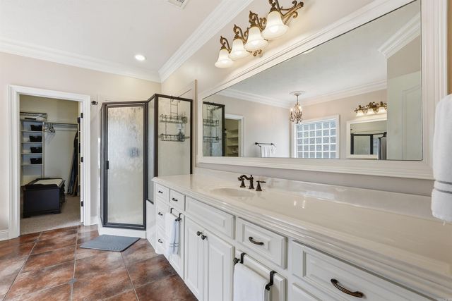 6717 Kensington Drive, Benton, AR 72019