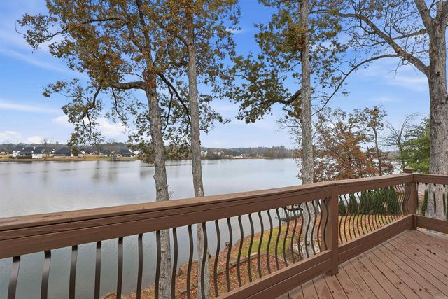 6717 Kensington Drive, Benton, AR 72019