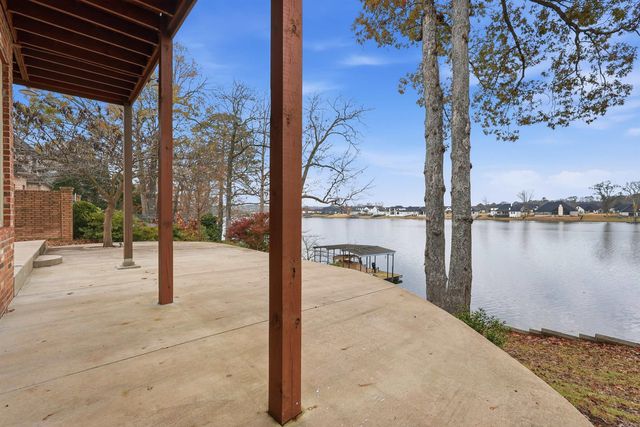 6717 Kensington Drive, Benton, AR 72019