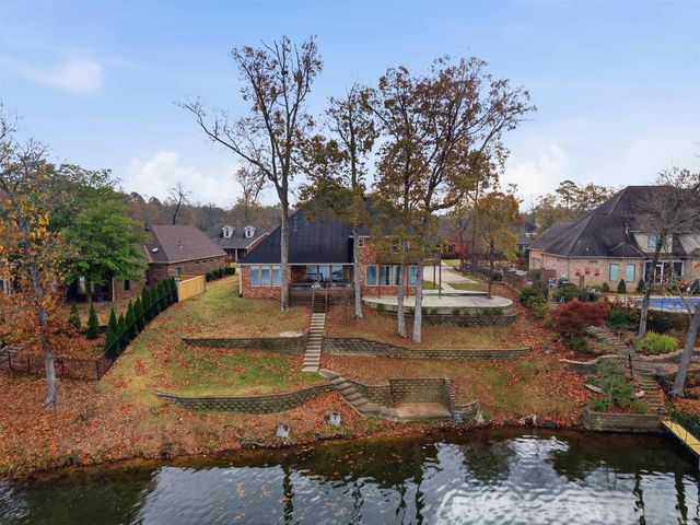 6717 Kensington Drive, Benton, AR 72019