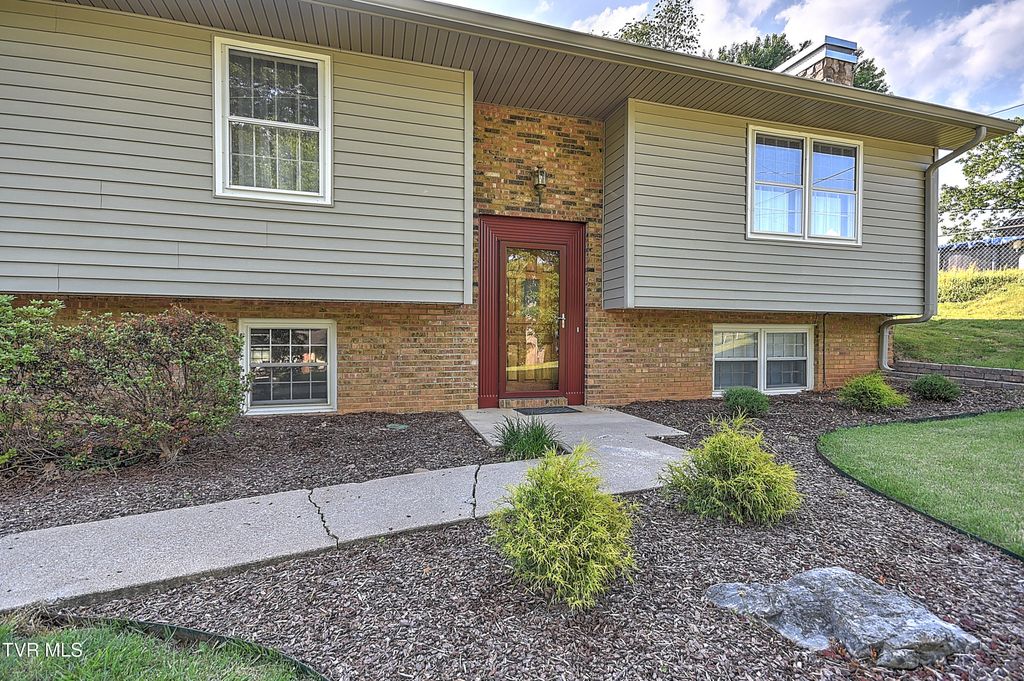 3604 Deland Drive, Kingsport, TN 37664
