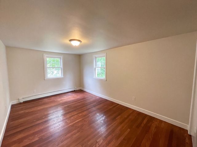 48 Woodlawn St, Randolph, MA 02368