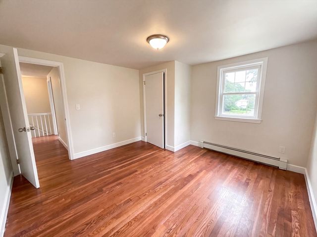 48 Woodlawn St, Randolph, MA 02368