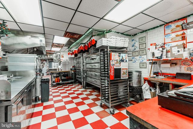 100 SNYDER AVE, Philadelphia, PA 19148