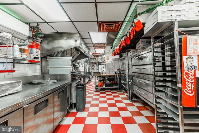 100 SNYDER AVE, Philadelphia, PA 19148