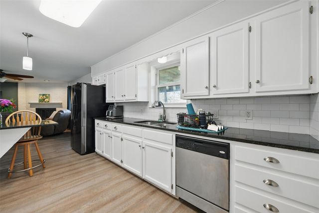 101 Chestnut Street, Aledo, TX 76008