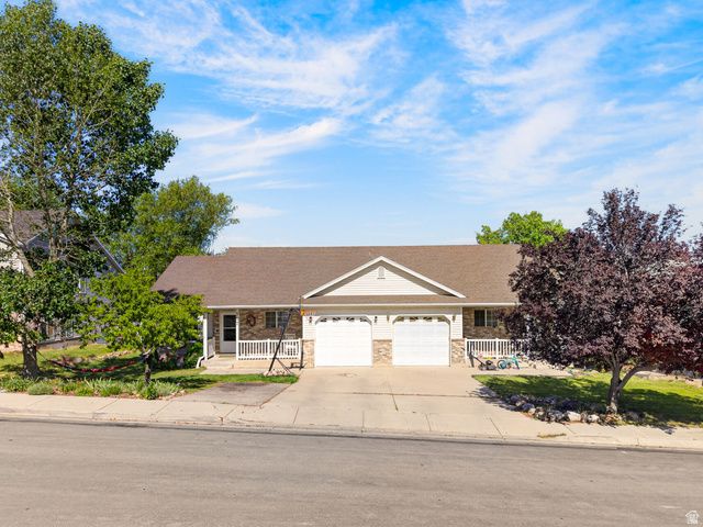 307 N PEACH ST, Santaquin, UT 84655