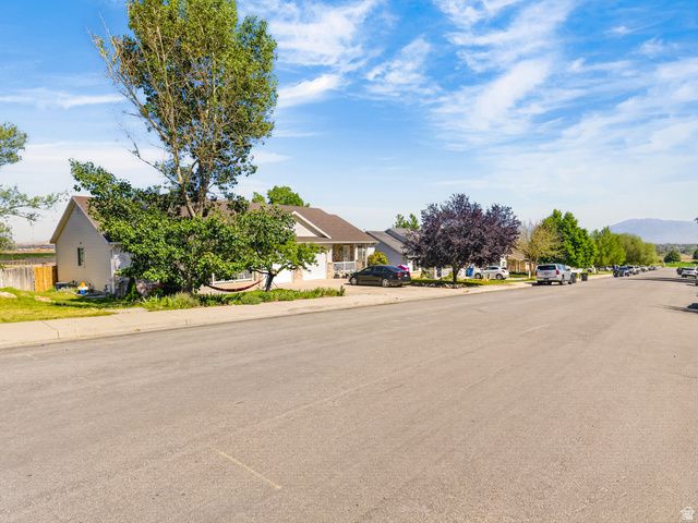 307 N PEACH ST, Santaquin, UT 84655