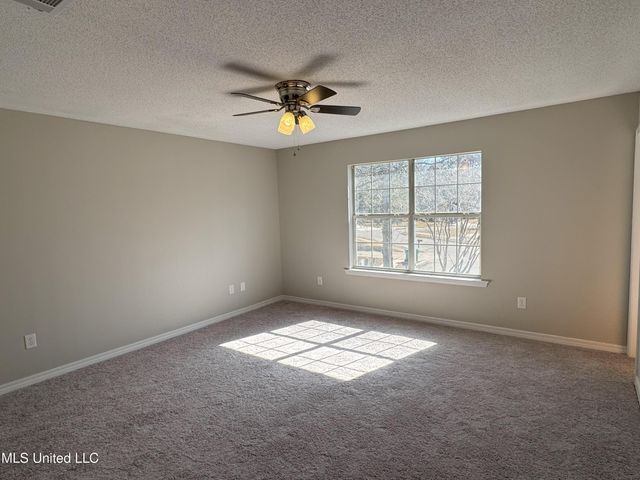 4656 Kelly Court, Ocean Springs, MS 39564