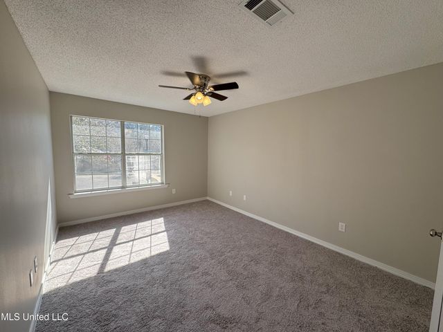 4656 Kelly Court, Ocean Springs, MS 39564