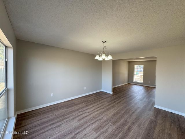 4656 Kelly Court, Ocean Springs, MS 39564