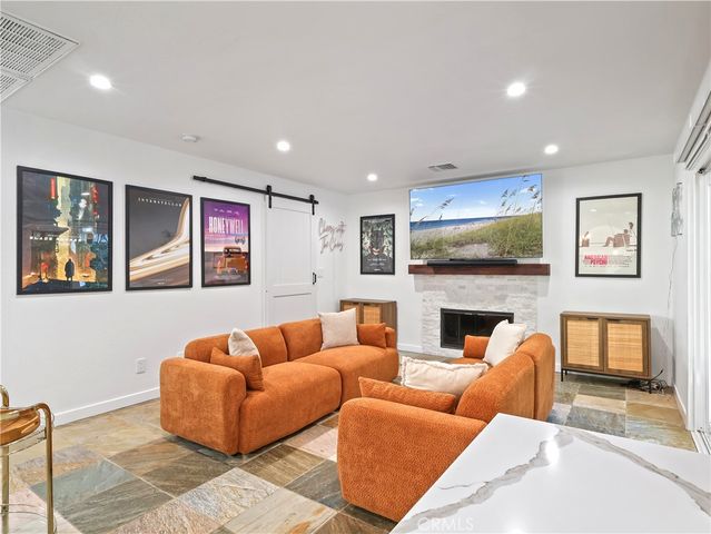 7819 Goldmine Lane, Lake Balboa, CA 91406