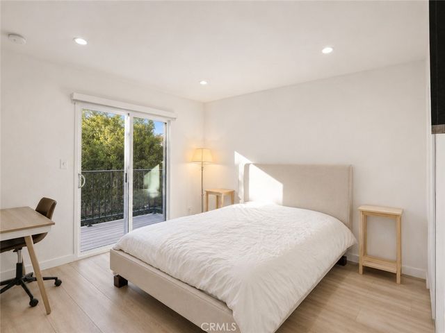 7819 Goldmine Lane, Lake Balboa, CA 91406