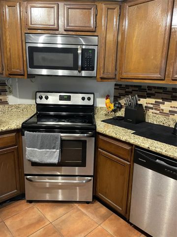 10555 Turtlewood Court 3005, Houston, TX 77072