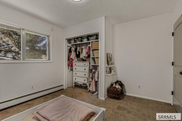 939 S 45th E, Idaho Falls, ID 83401