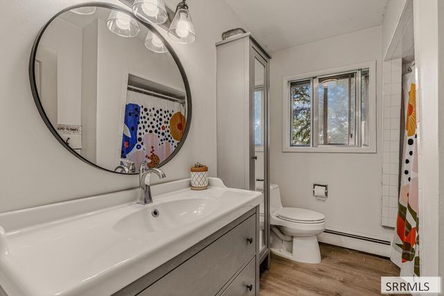939 S 45th E, Idaho Falls, ID 83401