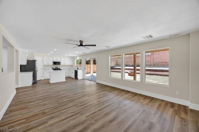 211 Calvino Avenue, Las Vegas, NV 89183