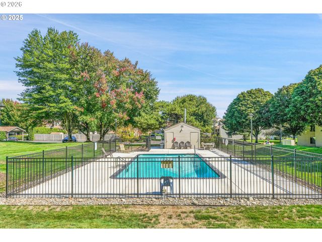 9955 Sw TRAPPER Ter, Beaverton, OR 97008