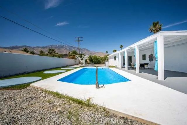 2383 E Bellamy, Palm Springs, CA 92262