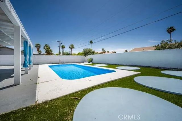 2383 E Bellamy, Palm Springs, CA 92262