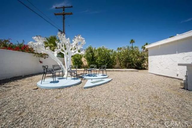 2383 E Bellamy, Palm Springs, CA 92262