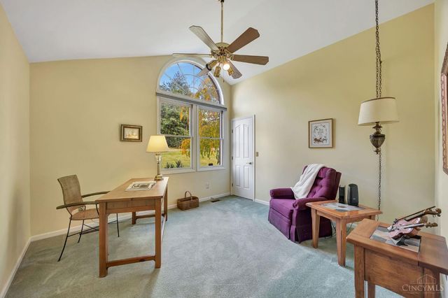 5509 Boomer Road, Cincinnati, OH 45247