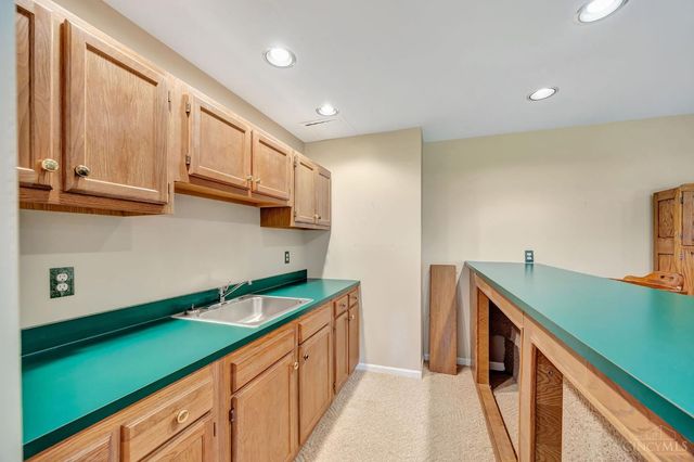 5509 Boomer Road, Cincinnati, OH 45247