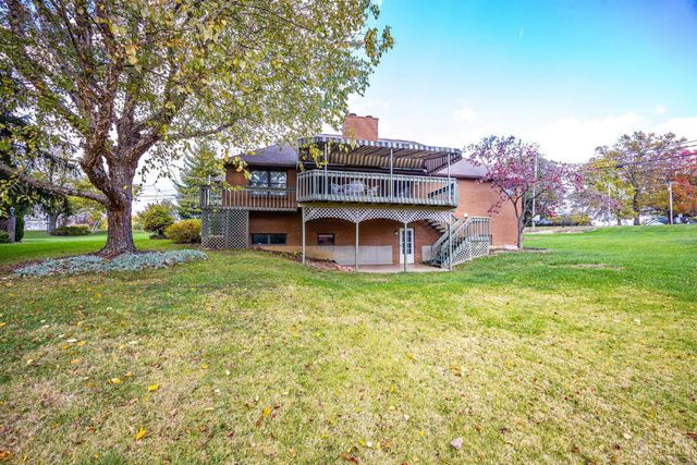 5509 Boomer Road, Cincinnati, OH 45247