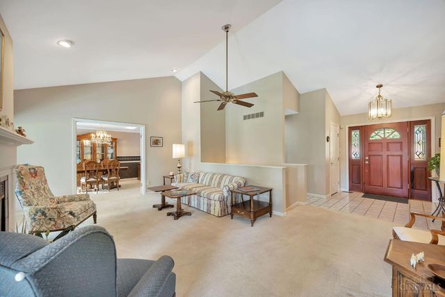 5509 Boomer Road, Cincinnati, OH 45247