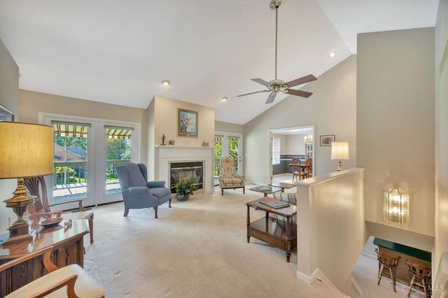 5509 Boomer Road, Cincinnati, OH 45247