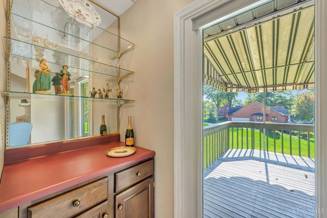 5509 Boomer Road, Cincinnati, OH 45247