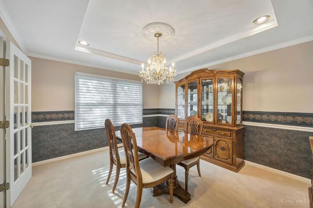 5509 Boomer Road, Cincinnati, OH 45247