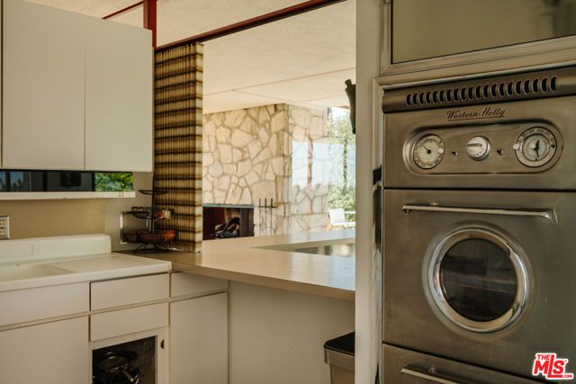 1811 Bel Air Road, Los Angeles, CA 90077