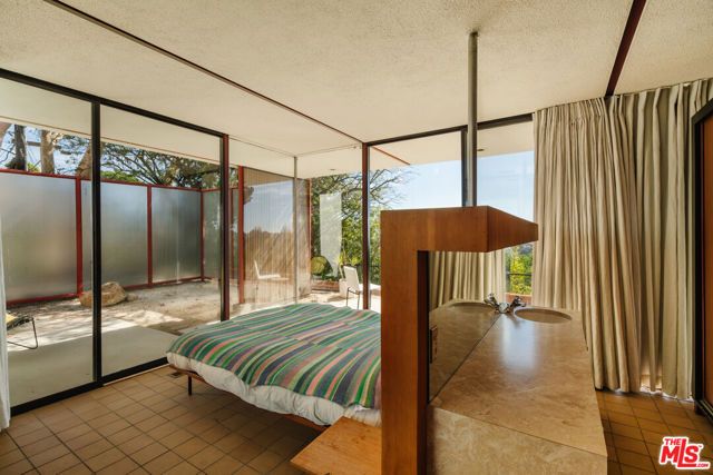 1811 Bel Air Road, Los Angeles, CA 90077