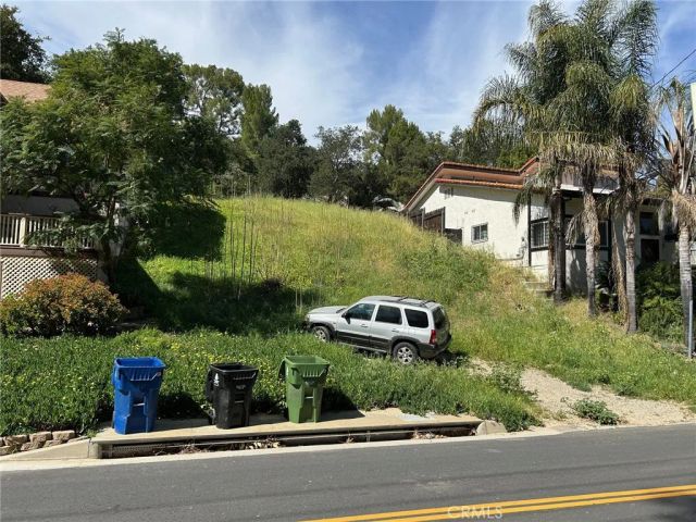 4339 Canoga, Woodland Hills, CA 91364
