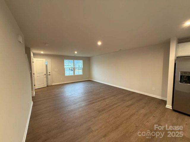 10149 Florentine Way, Charlotte, NC 28214