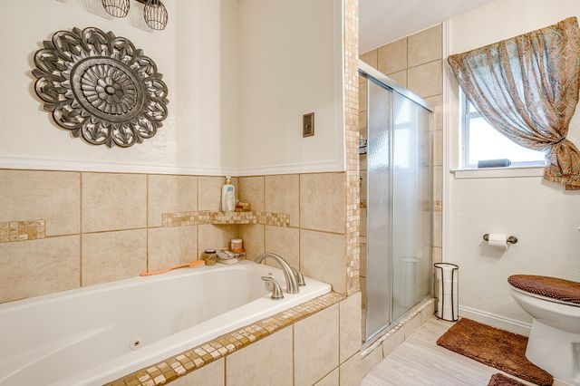 122 Valley Vista Drive, Burleson, TX 76028