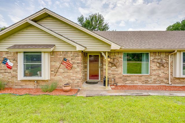 122 Valley Vista Drive, Burleson, TX 76028