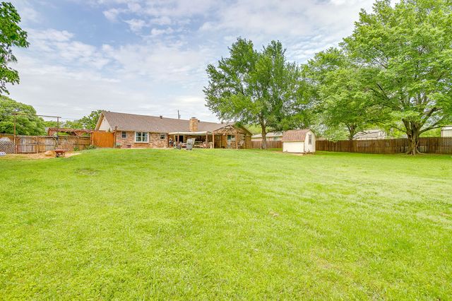 122 Valley Vista Drive, Burleson, TX 76028