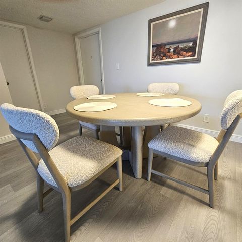 1357 NE Ocean Boulevard 215, Stuart, FL 34996
