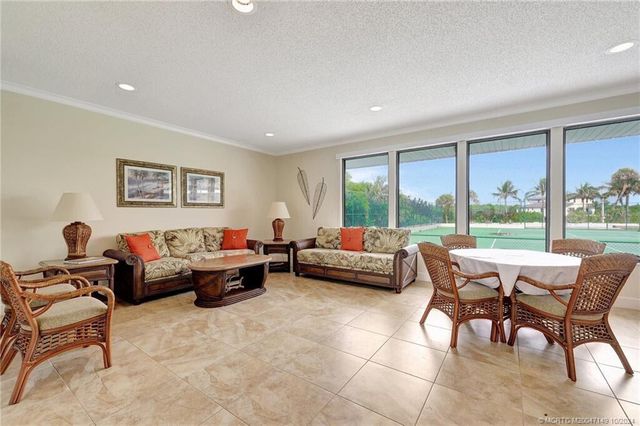 1357 NE Ocean Boulevard 215, Stuart, FL 34996