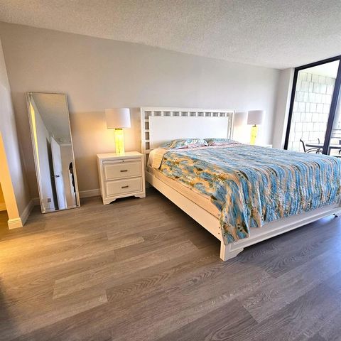 1357 NE Ocean Boulevard 215, Stuart, FL 34996