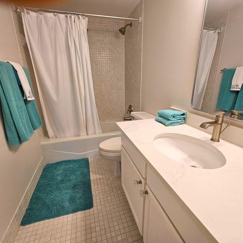 1357 NE Ocean Boulevard 215, Stuart, FL 34996
